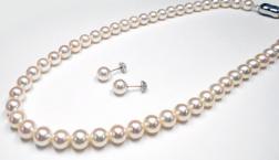 ◆宝石の豆知識◆ パール(真珠)について