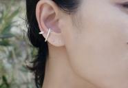 ピアスの穴が空いていない方でも◎ear cuff item！