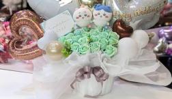 ご結婚祝いのぬいぐるみ入りアレンジメント